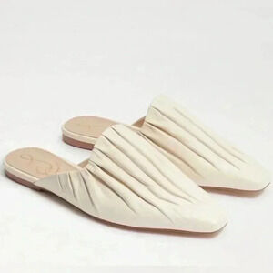 Sam Edelman Cecilia Modern Ivory White Flat Mules.